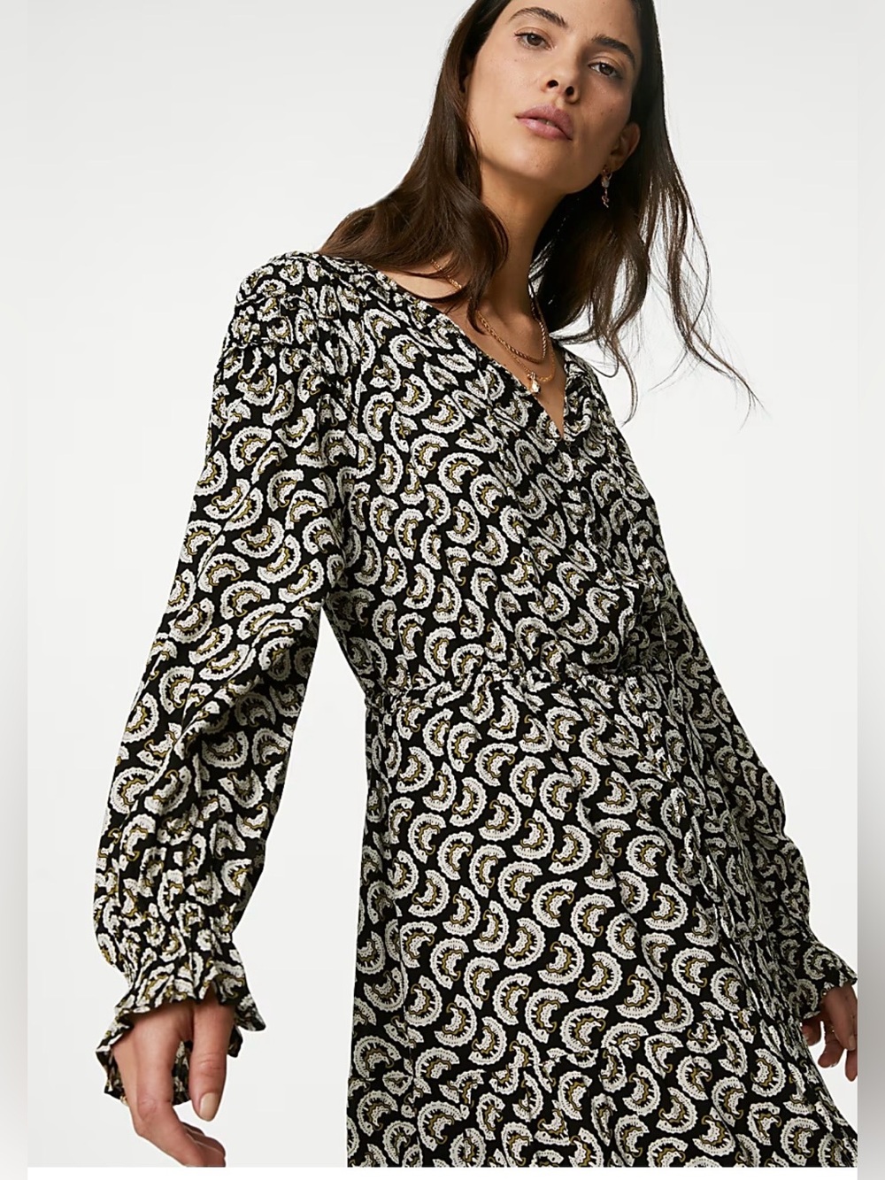 per una Black Paisley-Print Midi Dress